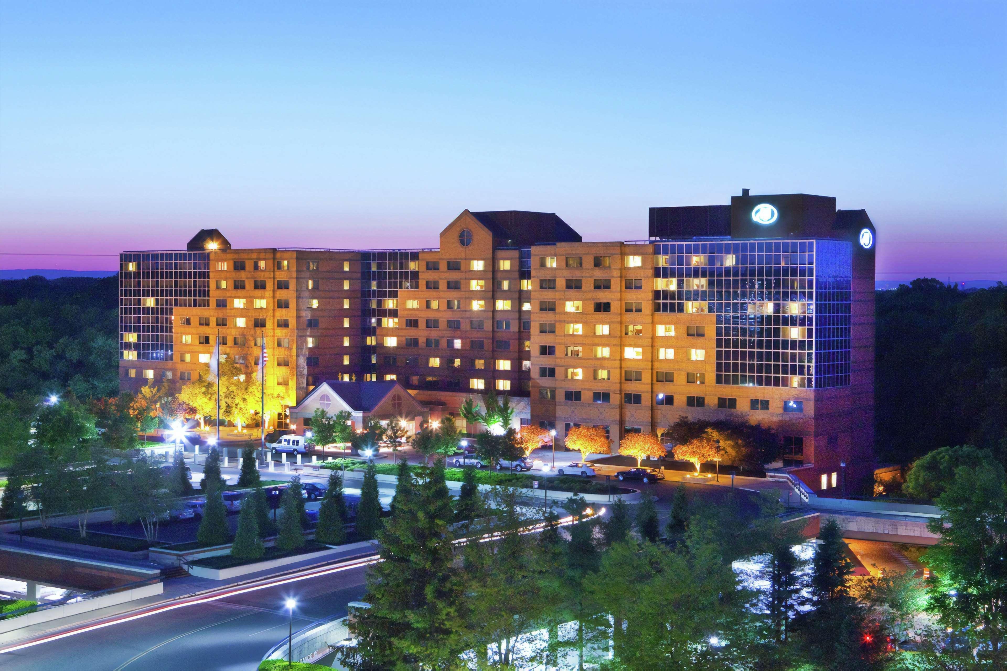 Hilton Short Hills Hotel Exterior foto